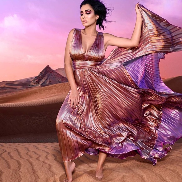 NIB NWT Huda Beauty Desert Dusk Eyeshadow Palette - Picture 15 of 16